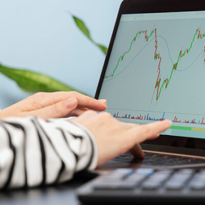 <span>Types of Orders in Trading:</span> Understanding Limit, Market, and Stop Orders